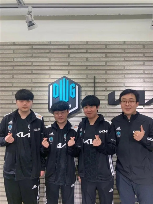 恩的领军下 恩的领军下