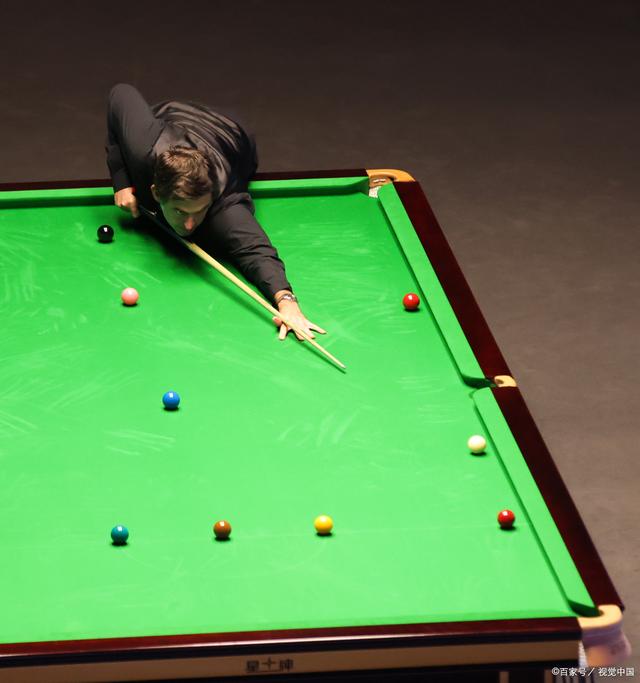 锋线两人一 锋线两人一